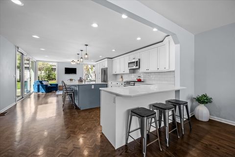 Tiny photo for 943 Marvell Lane, Highland Park, IL 60035 (MLS # 12617937)