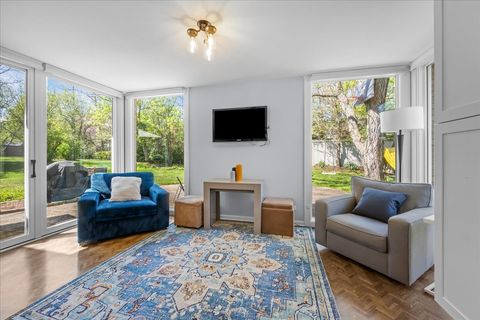 Tiny photo for 943 Marvell Lane, Highland Park, IL 60035 (MLS # 12617937)