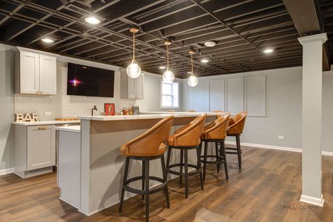 Tiny photo for 608 Sycamore Street, Vernon Hills, IL 60061 (MLS # 12495566)