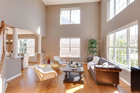 Tiny photo for 608 Sycamore Street, Vernon Hills, IL 60061 (MLS # 12495566)