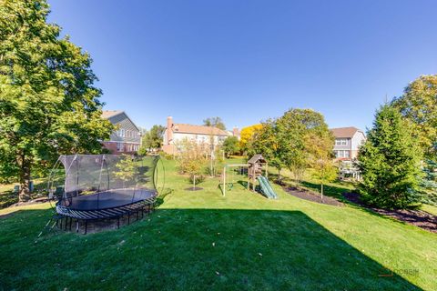 Tiny photo for 608 Sycamore Street, Vernon Hills, IL 60061 (MLS # 12495566)