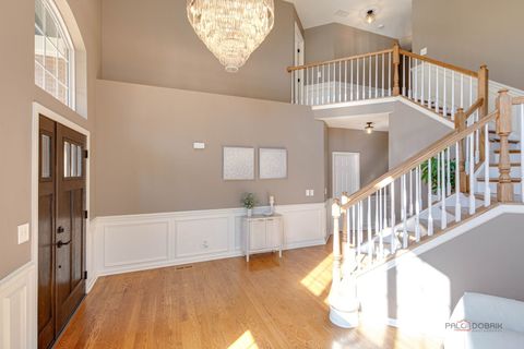 Tiny photo for 608 Sycamore Street, Vernon Hills, IL 60061 (MLS # 12495566)