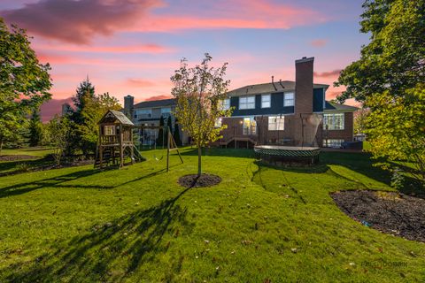 Tiny photo for 608 Sycamore Street, Vernon Hills, IL 60061 (MLS # 12495566)