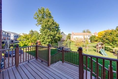 Tiny photo for 608 Sycamore Street, Vernon Hills, IL 60061 (MLS # 12495566)