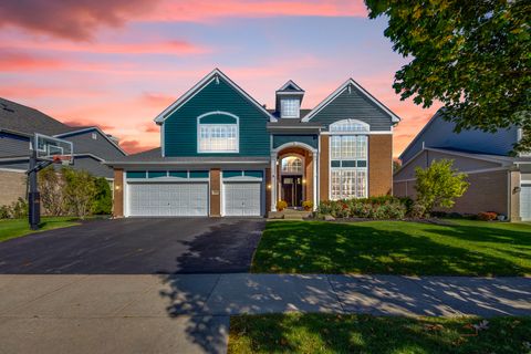 Tiny photo for 608 Sycamore Street, Vernon Hills, IL 60061 (MLS # 12495566)