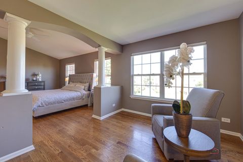 Tiny photo for 608 Sycamore Street, Vernon Hills, IL 60061 (MLS # 12495566)