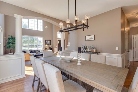 Tiny photo for 608 Sycamore Street, Vernon Hills, IL 60061 (MLS # 12495566)