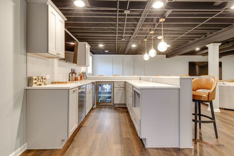 Tiny photo for 608 Sycamore Street, Vernon Hills, IL 60061 (MLS # 12495566)