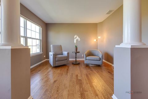 Tiny photo for 608 Sycamore Street, Vernon Hills, IL 60061 (MLS # 12495566)