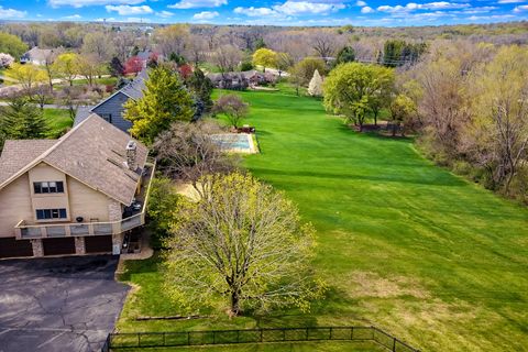 Tiny photo for 38W710 Bonnie Court, St. Charles, IL 60175 (MLS # 12606143)