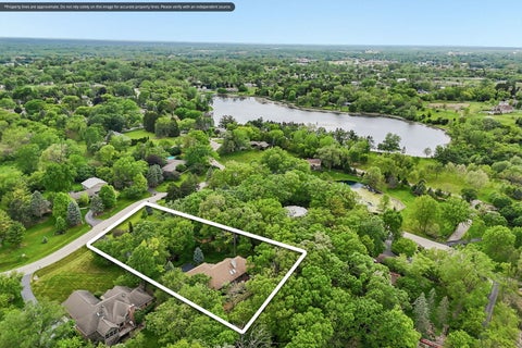 Tiny photo for 26073 W Laurel Court, Wauconda, IL 60084 (MLS # 12683628)