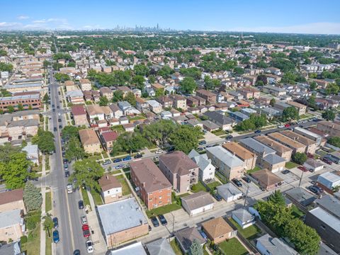 Tiny photo for 2730 N 74th Court #GW, Elmwood Park, IL 60707 (MLS # 12482196)