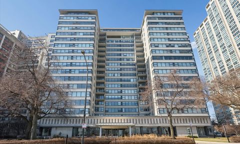 Photo of 3430 N Lake Shore Drive #16L, Chicago, IL 60657 (MLS # 12595334)