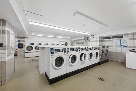 Tiny photo for 3430 N Lake Shore Drive #16L, Chicago, IL 60657 (MLS # 12595334)