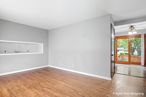 Tiny photo for 1320 Meadow Lane, McHenry, IL 60050 (MLS # 12479989)