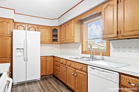 Tiny photo for 1320 Meadow Lane, McHenry, IL 60050 (MLS # 12479989)