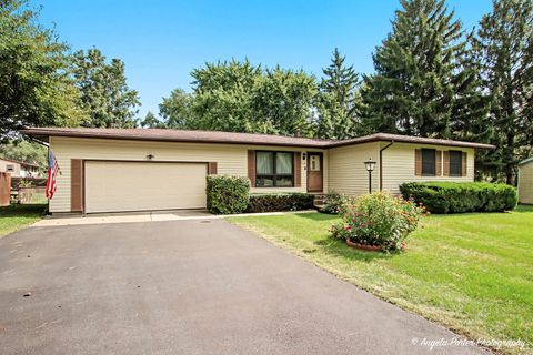Photo of 1320 Meadow Lane, McHenry, IL 60050 (MLS # 12479989)