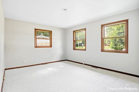 Tiny photo for 1320 Meadow Lane, McHenry, IL 60050 (MLS # 12479989)