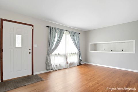 Tiny photo for 1320 Meadow Lane, McHenry, IL 60050 (MLS # 12479989)