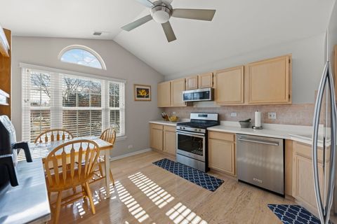 Tiny photo for 401 Cromwell Circle #2, Bartlett, IL 60103 (MLS # 12510206)