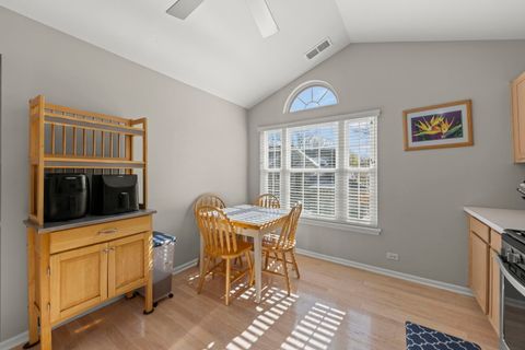 Tiny photo for 401 Cromwell Circle #2, Bartlett, IL 60103 (MLS # 12510206)