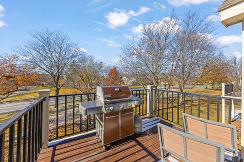 Tiny photo for 401 Cromwell Circle #2, Bartlett, IL 60103 (MLS # 12510206)
