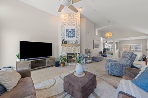 Tiny photo for 401 Cromwell Circle #2, Bartlett, IL 60103 (MLS # 12510206)