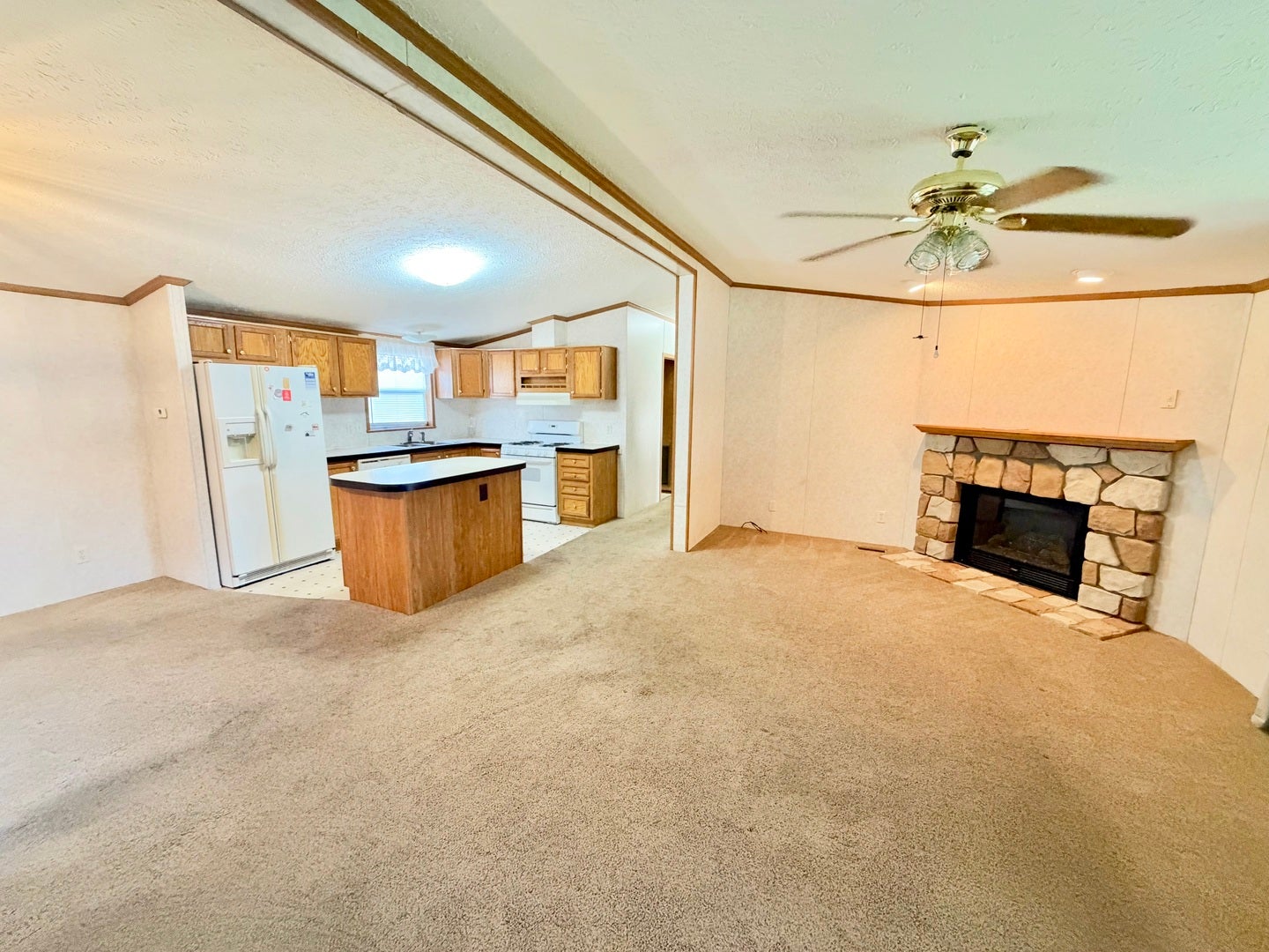 452B Meadowlark Circle