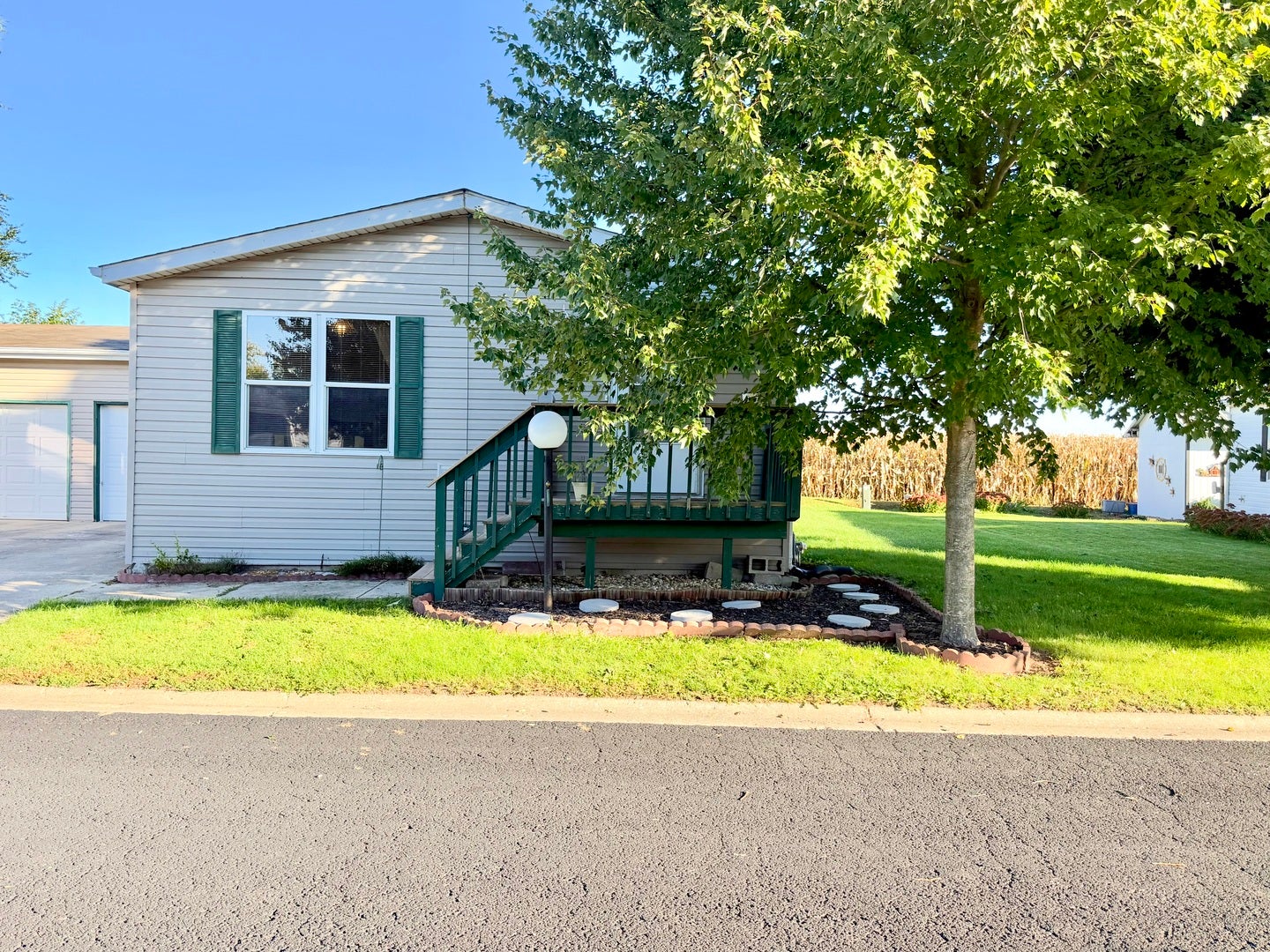 452B Meadowlark Circle