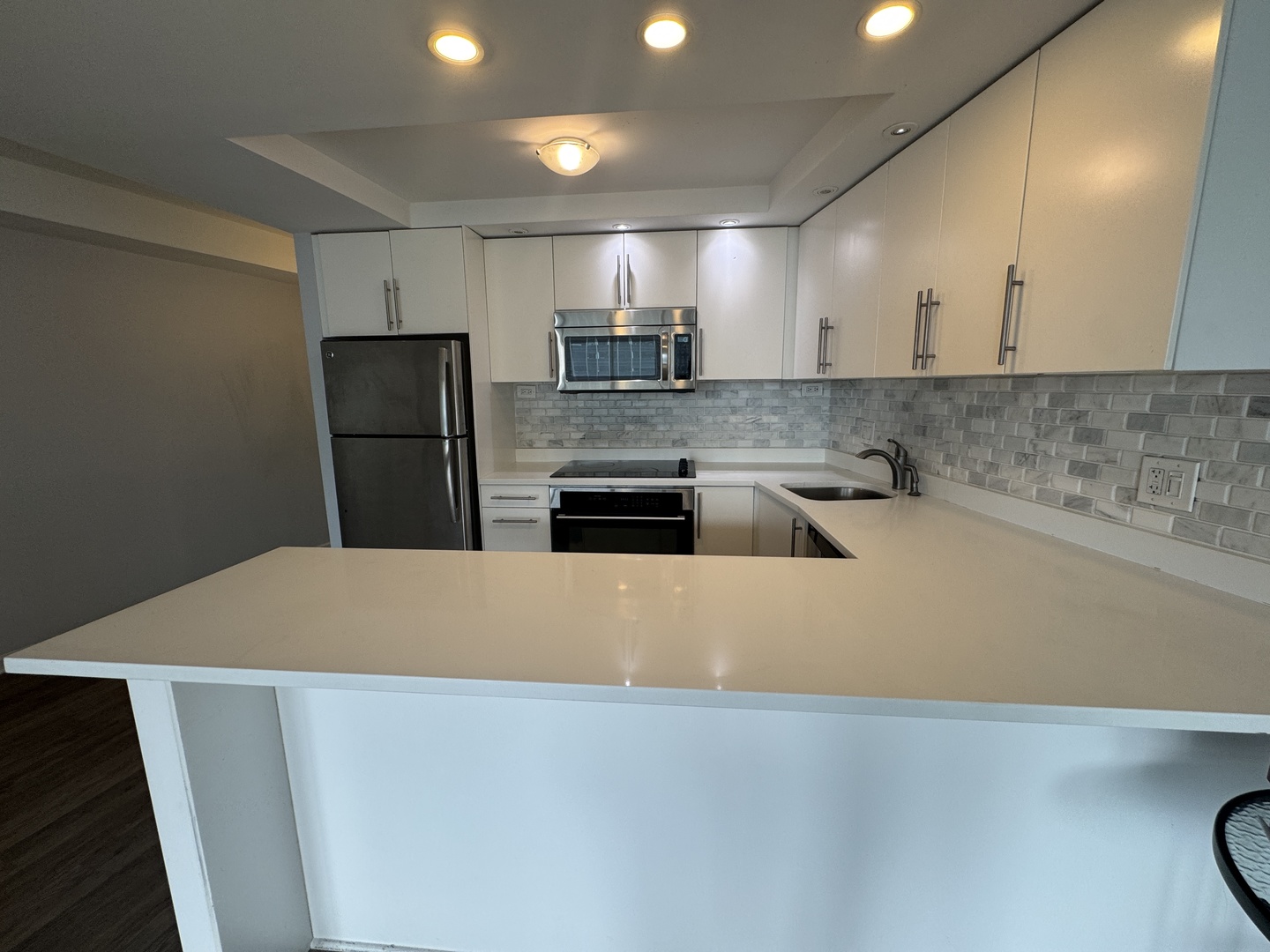 300 N STATE Street 4725