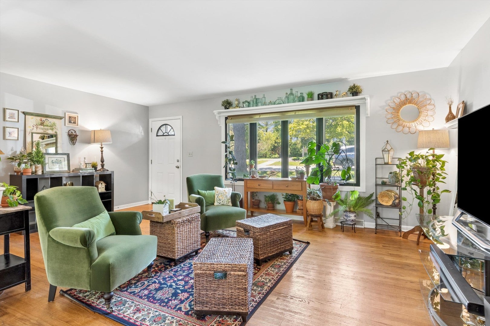 916 Lacey Avenue