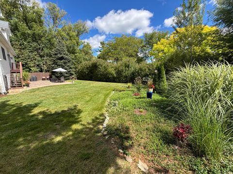 Tiny photo for 2S590 Seraph Holmes Court, Warrenville, IL 60555 (MLS # 12468929)