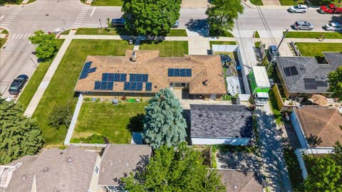 Tiny photo for 4219 Keeney Street, Skokie, IL 60076 (MLS # 12667787)