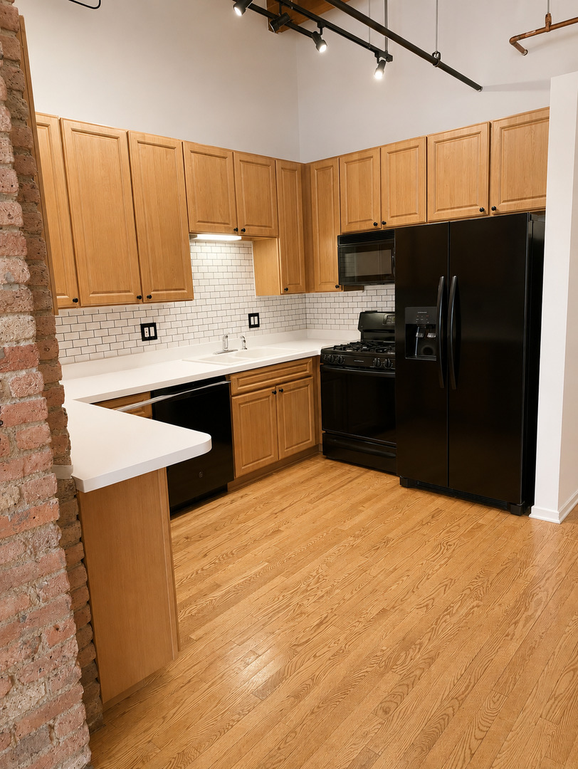 1500 W Monroe Street 123