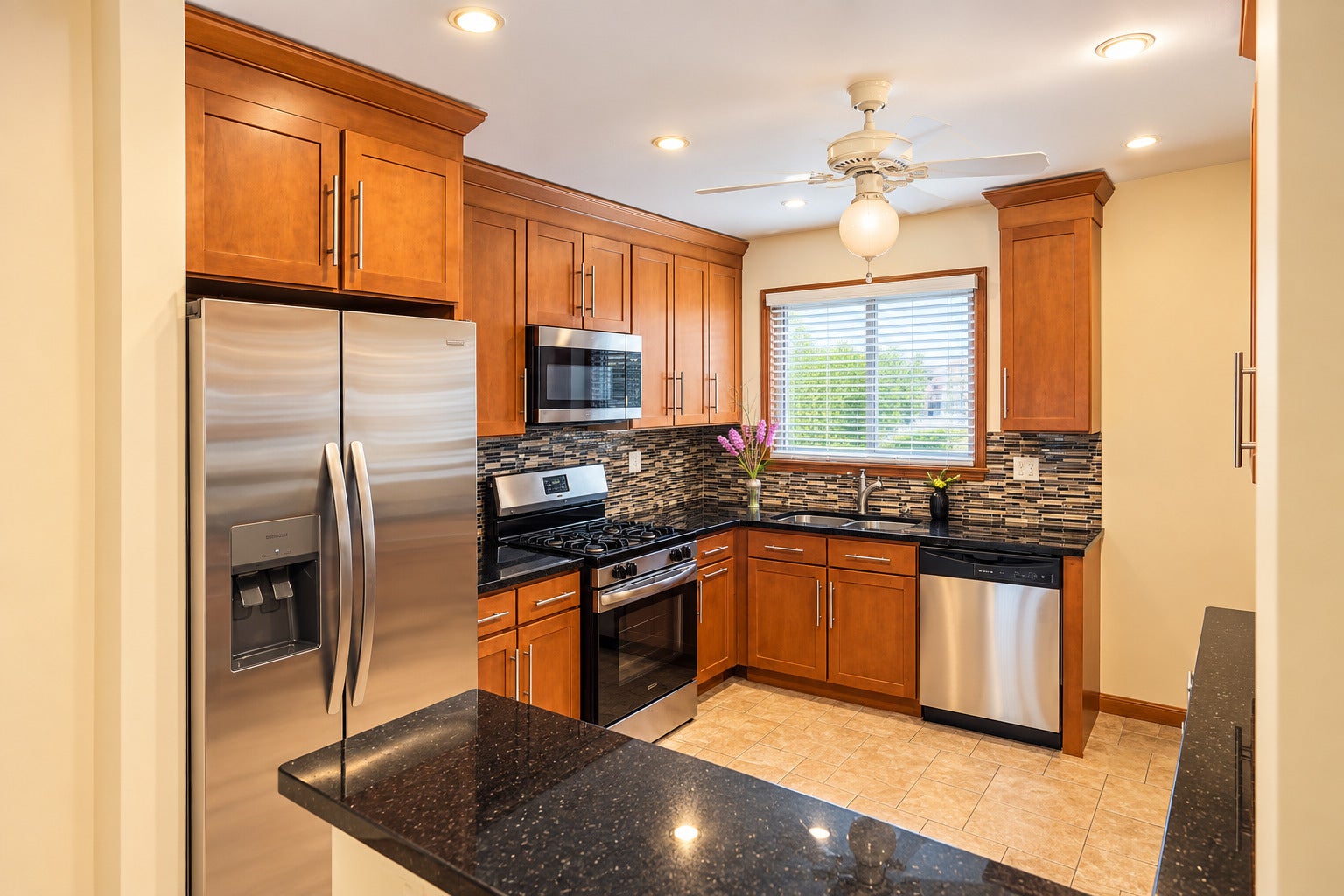 7218 W Wrightwood Avenue 107