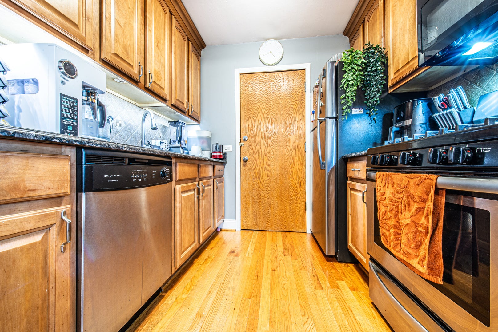4931 N East River Road 3A
