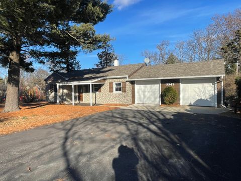 Tiny photo for 5547 S Peck Avenue, Countryside, IL 60525 (MLS # 12576069)