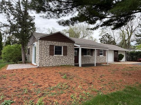 Tiny photo for 5547 S Peck Avenue, Countryside, IL 60525 (MLS # 12576069)