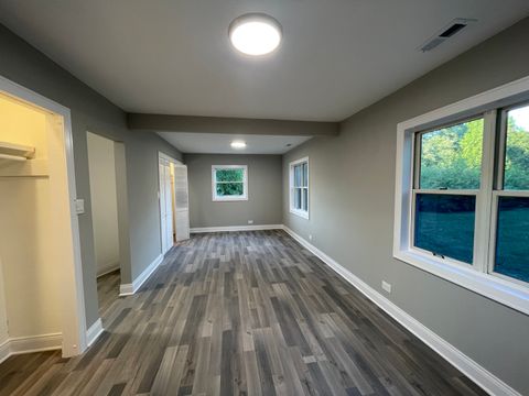 Tiny photo for 5547 S Peck Avenue, Countryside, IL 60525 (MLS # 12576069)