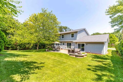 Tiny photo for 240 Osage Terrace, Buffalo Grove, IL 60089 (MLS # 12587273)