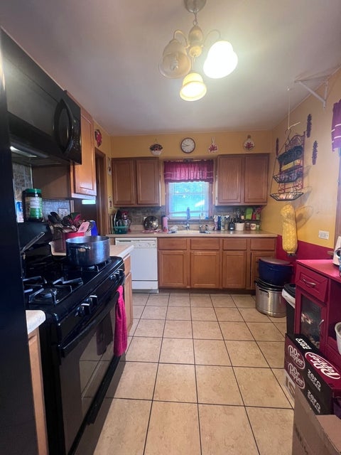 Tiny photo for 801 Indiana Avenue, Waukegan, IL 60085 (MLS # 12675508)