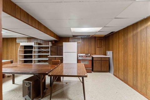 Tiny photo for 630 De Angelis Court, Chicago Heights, IL 60411 (MLS # 12772871)