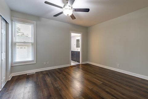 Tiny photo for 38 N GREEN Street, Carpentersville, IL 60110 (MLS # 12733090)