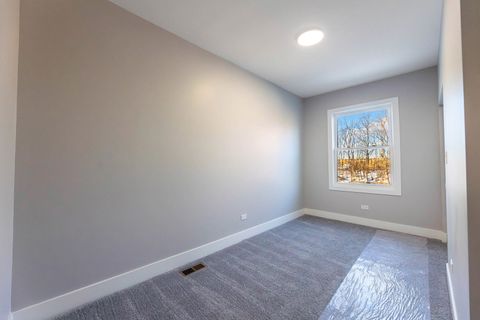 Tiny photo for 5552 S Shields Avenue, Chicago, IL 60621 (MLS # 12559537)