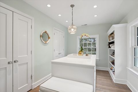 Tiny photo for 375 Washington Road, Lake Forest, IL 60045 (MLS # 12578958)