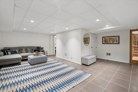 Tiny photo for 375 Washington Road, Lake Forest, IL 60045 (MLS # 12578958)