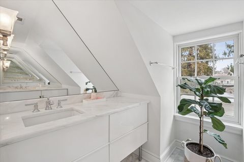 Tiny photo for 375 Washington Road, Lake Forest, IL 60045 (MLS # 12578958)