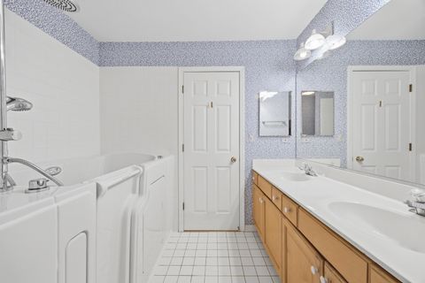 Tiny photo for 7815 Bristol Park Drive, Tinley Park, IL 60477 (MLS # 12598569)