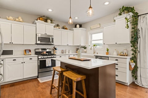 Tiny photo for 4367 55th Avenue, Bettendorf, IA 52722 (MLS # 12682021)