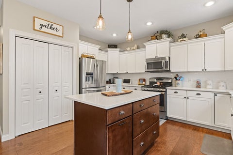 Tiny photo for 4367 55th Avenue, Bettendorf, IA 52722 (MLS # 12682021)